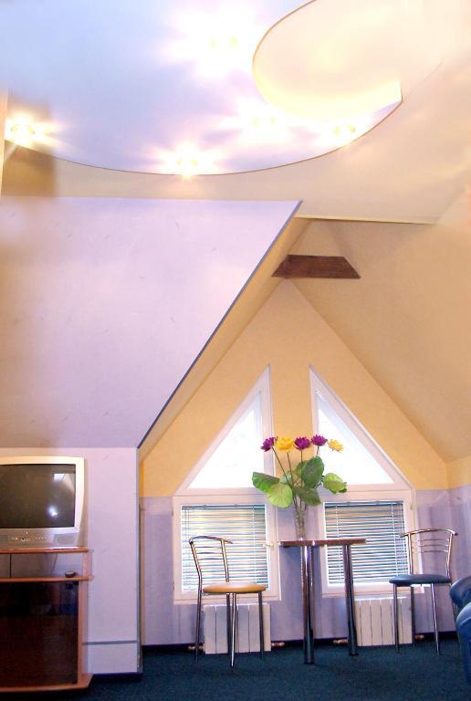 Hotel Hottey Kiev Phòng bức ảnh